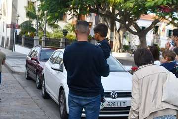 La caravana de Papá Noel inunda Telde de magia y alegría/Francisco Javier Santana.